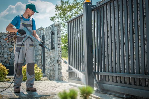 Best Playground Equipment Cleaning  in Gonzalez, FL